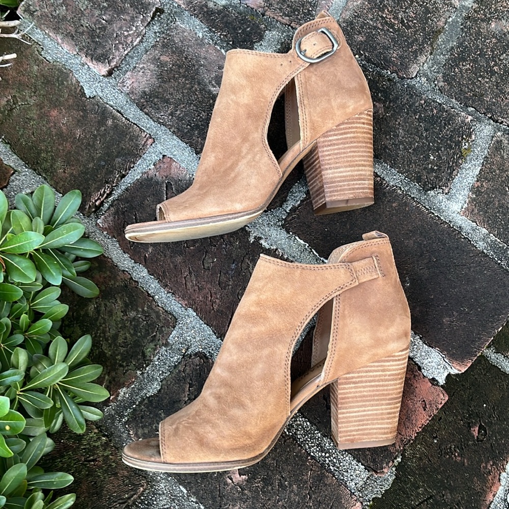 Lucky brand Oona tan boot size 8 - Picture 10 of 10